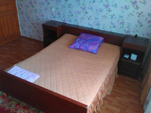 Трёхкомнатная квартира на сутки в Солигорске, Строителей д.25. Фото 3 - kdv.by Квартира на сутки в Солигорске для встреч на двоих и романтических свиданий влюбленных пар, Строителей д.25. Фото 3 - kdv.by